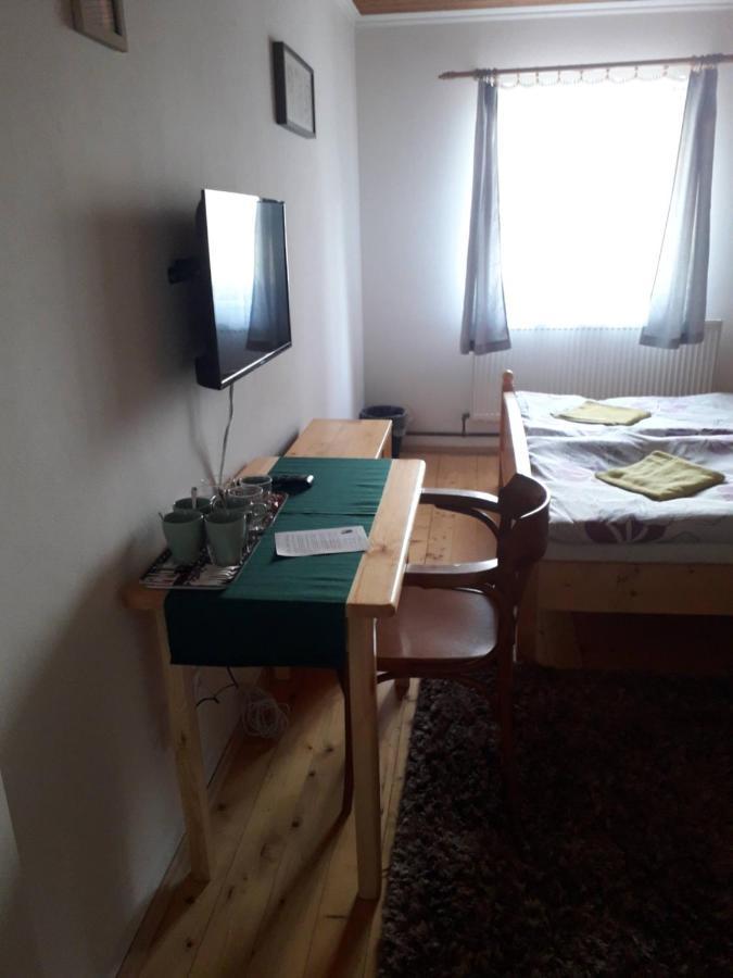 Penzion Na Strelnici Podebrady Exterior photo